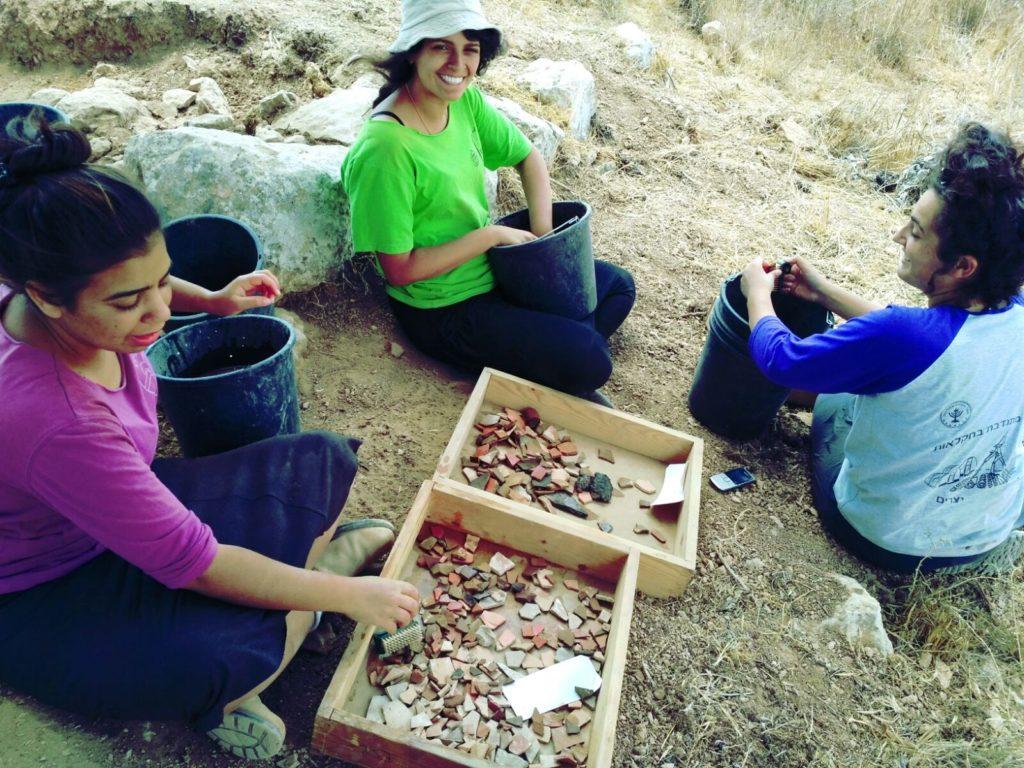 טיול במכללה